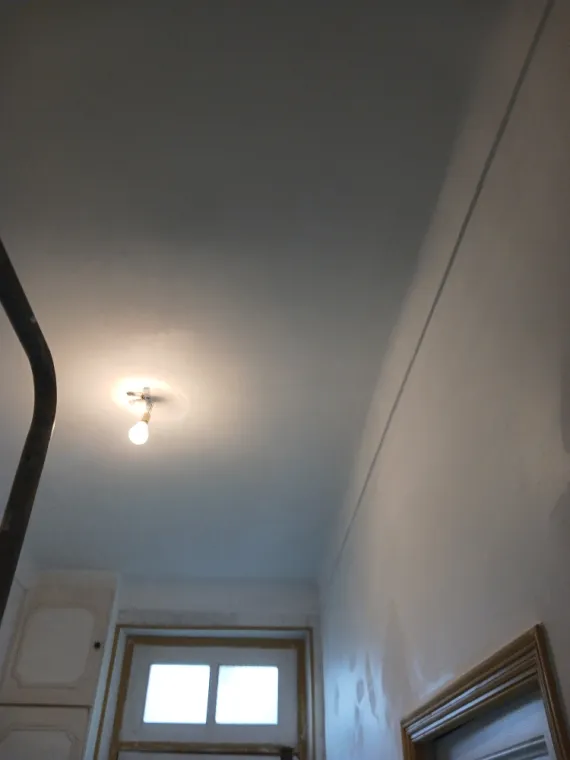 Rénovation de plafond au Lavandou, Le Lavandou, Le Peintre