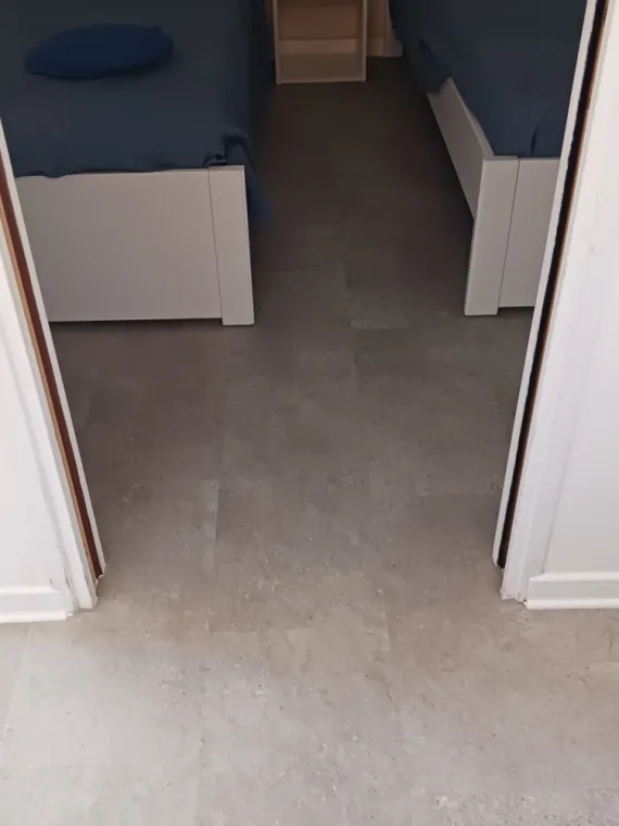 Pose de revêtement de sol à Bormes les mimosas, Le Lavandou, Le Peintre