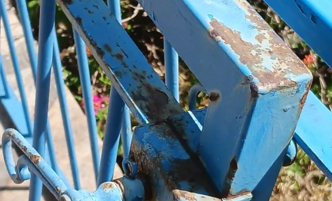 Peinture barreaudages , Le Lavandou, Le Peintre