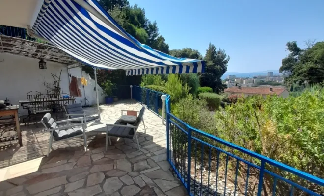 Peinture barreaudages , Le Lavandou, Le Peintre